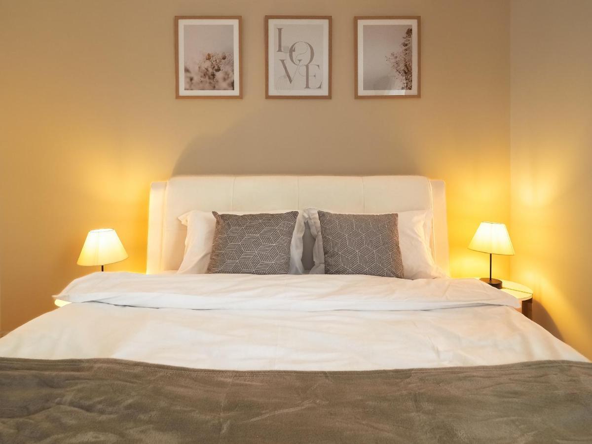 Bohemian Bliss Apartment ซีบิว ภายนอก รูปภาพ